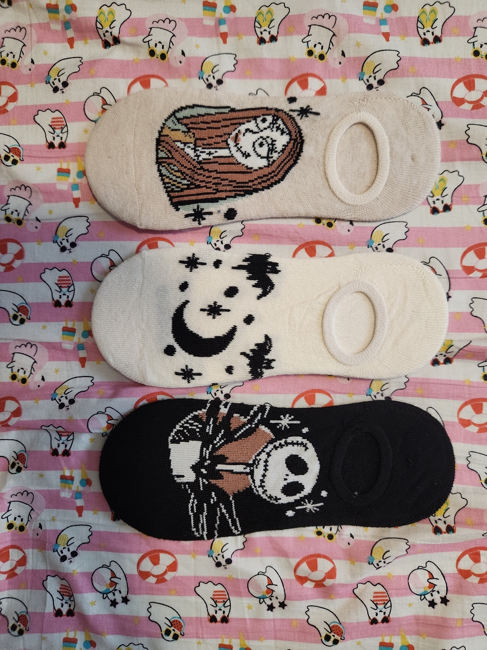 Womens No-Show Character Socks - Beige, White, Black